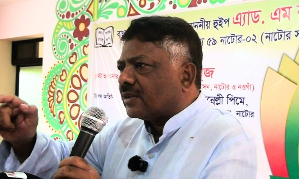 শিক্ষা ব্যবস্থাকে ধ্বংস করে দেশকে পিছিয়ে দেওয়ার চেষ্টা করেছে আওয়ামী লীগ— হুইপ দুলু
