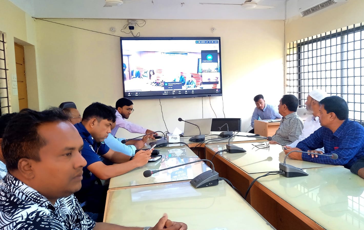 ফ্যামিলি কার্ড কার্যক্রমের সম্ভাব্য সুবিধাভোগীদের তথ্য সংগ্রহ বিষয়ে অবহিতকরণ প্রেস কনফারেন্স অনুষ্ঠিত